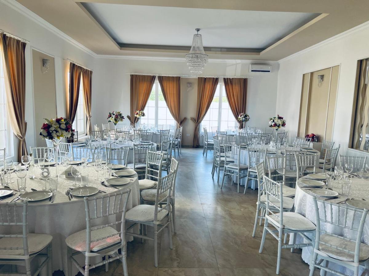 Pensiunea Queen Remetea Mare Exterior foto